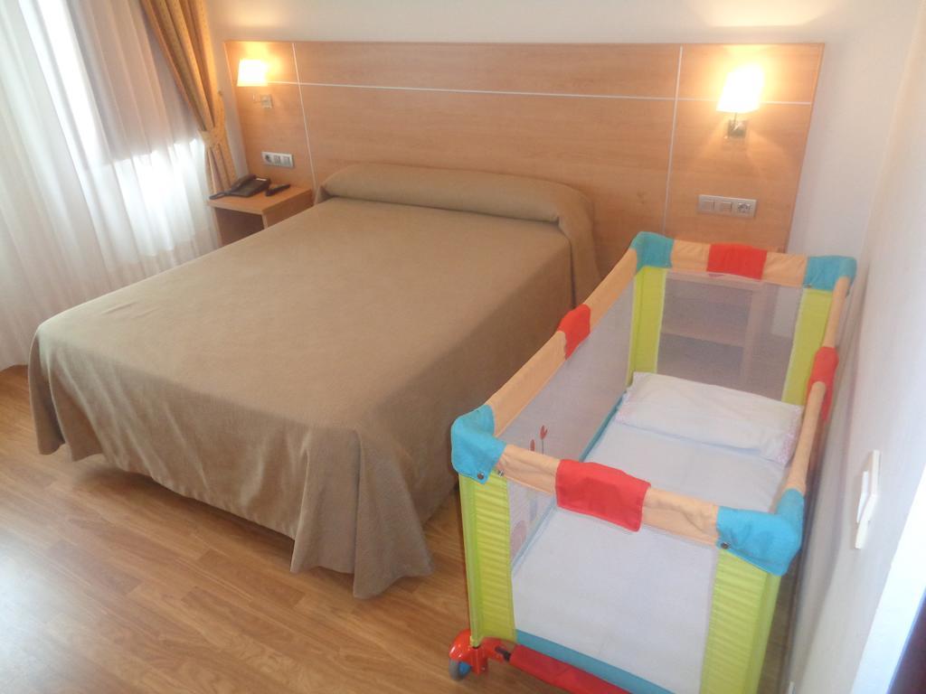 Hotel Las Anclas El Astillero Luaran gambar