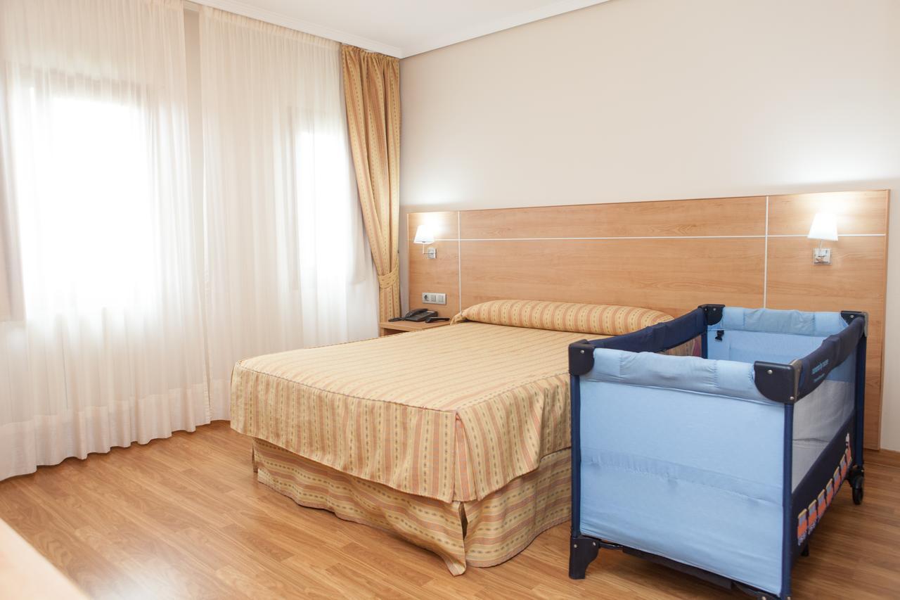 Hotel Las Anclas El Astillero Luaran gambar