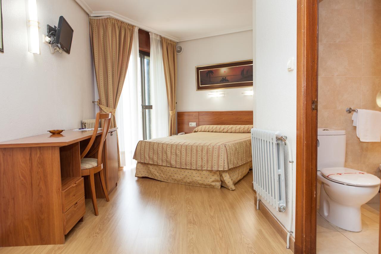 Hotel Las Anclas El Astillero Luaran gambar