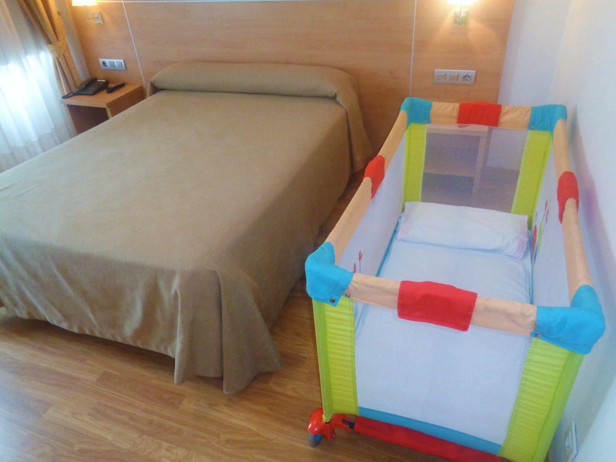 Hotel Las Anclas El Astillero Luaran gambar