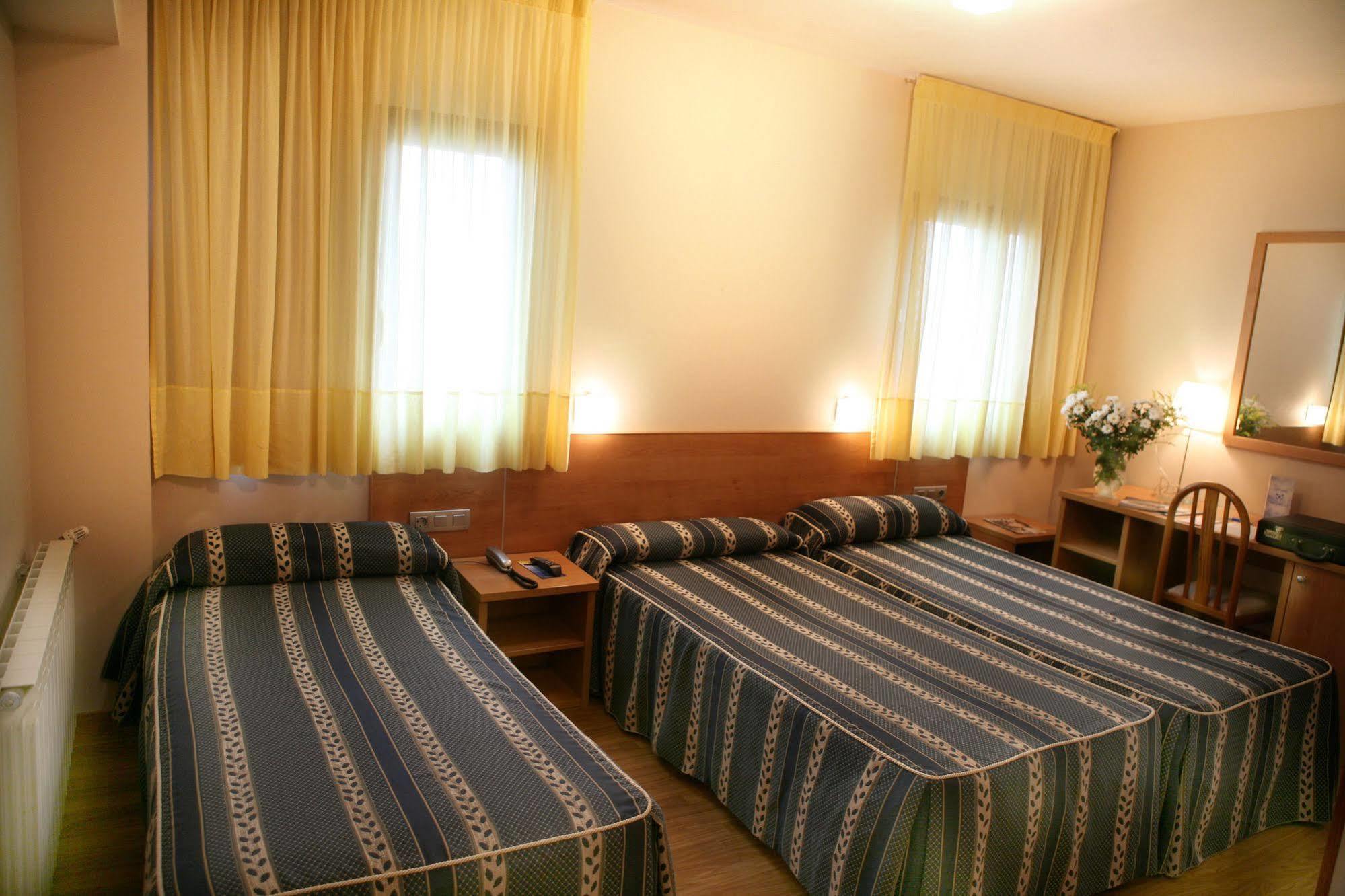 Hotel Las Anclas El Astillero Luaran gambar