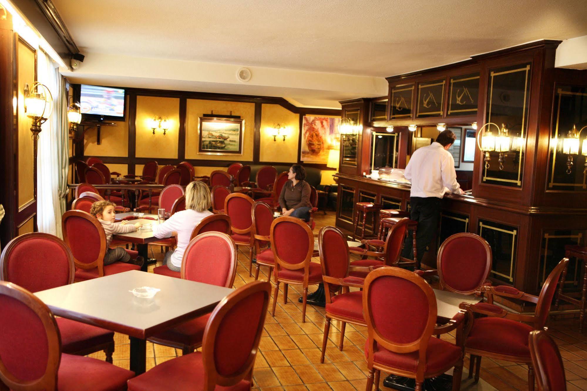 Hotel Las Anclas El Astillero Restoran gambar