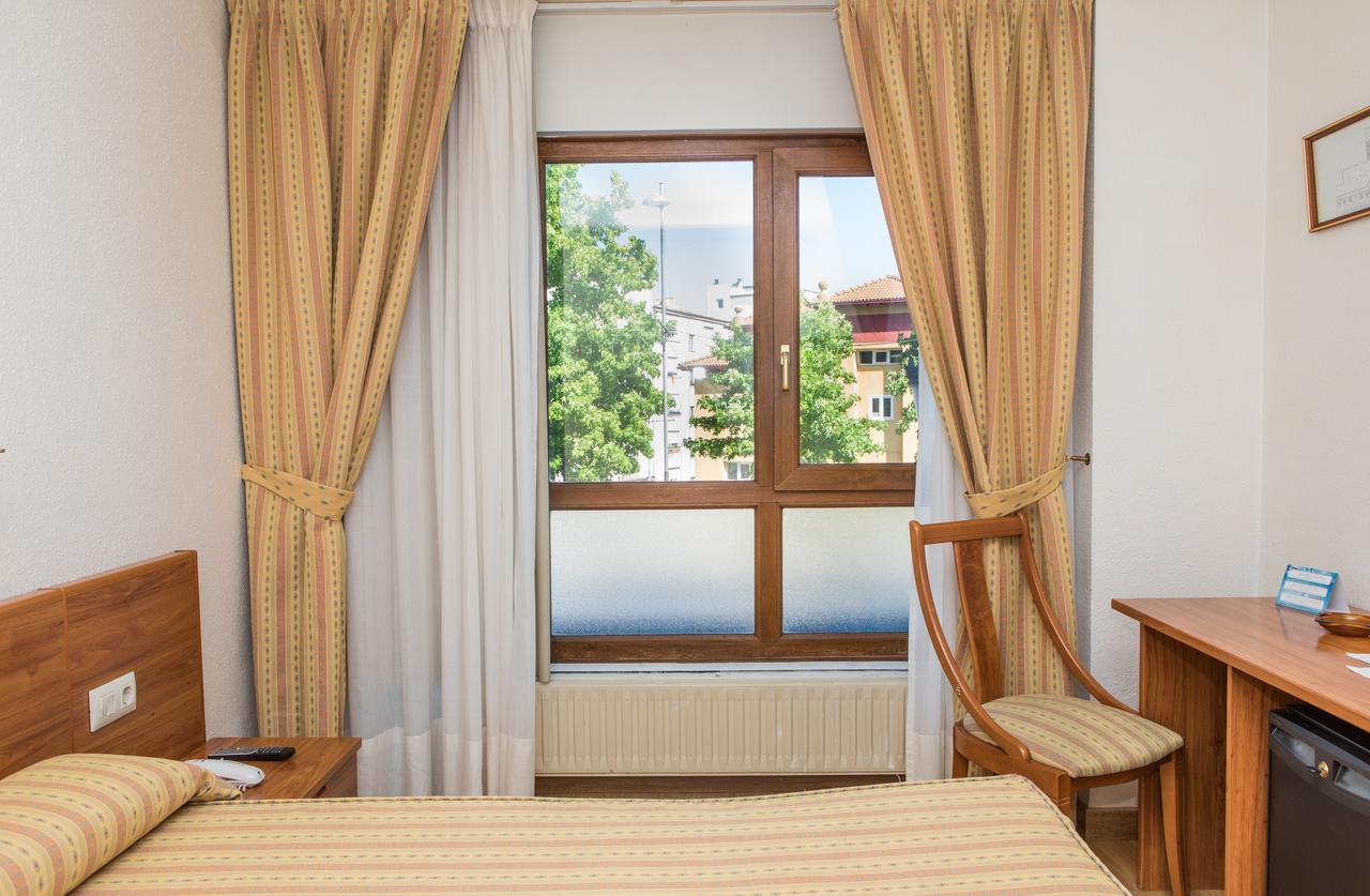 Hotel Las Anclas El Astillero Luaran gambar